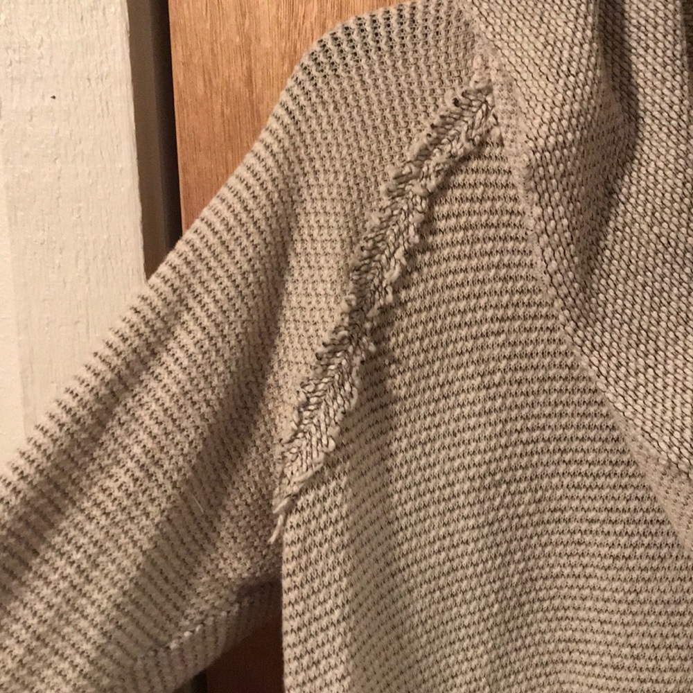Sweater - Picture 4 of 7